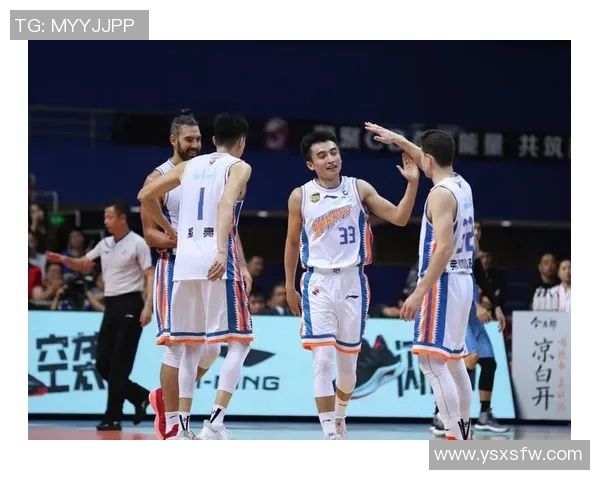 上海与广东篮球对决比分揭晓精彩瞬间回顾与分析